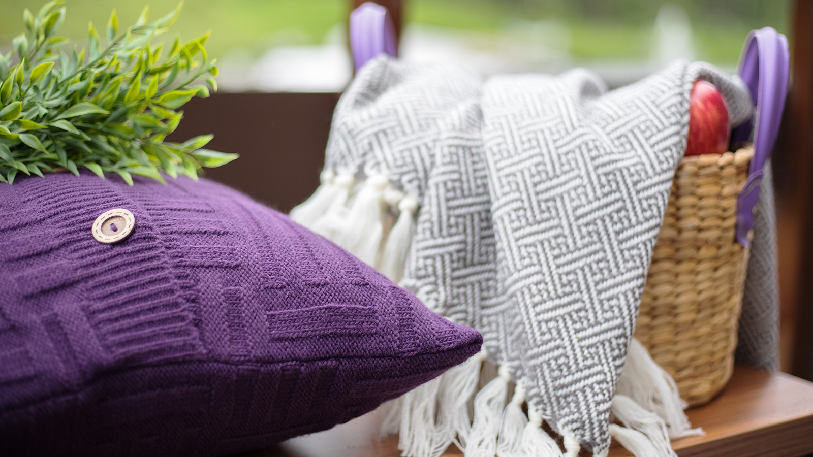 Ripe plum - Фото 2