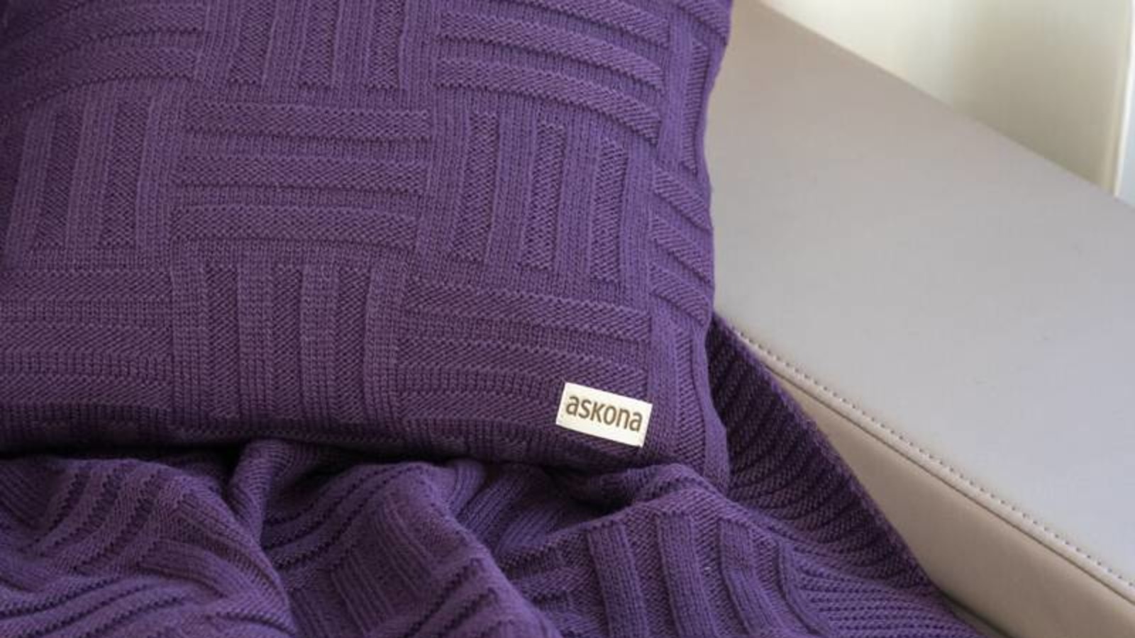 Ripe plum - Фото 5